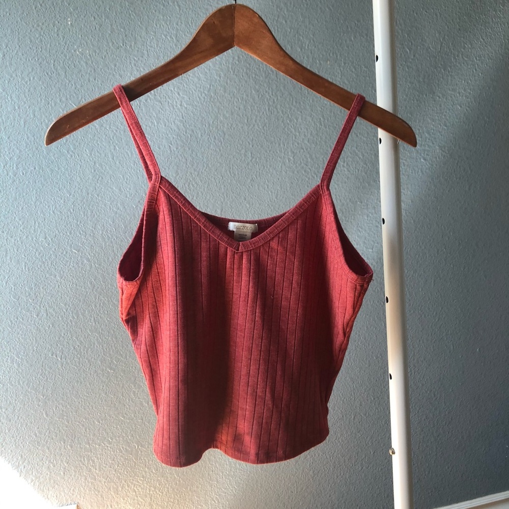 Cropped tank top